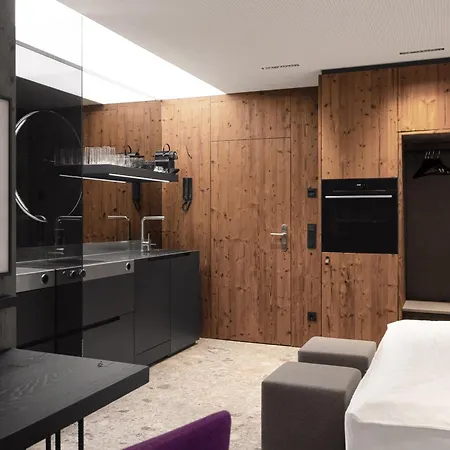 Loft 27 *