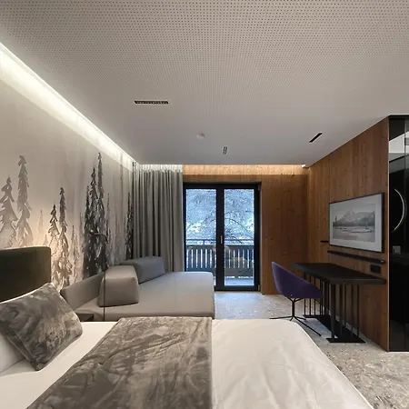 Loft 27 *